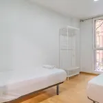 Holidaysbcn بيت شباب برشلونة