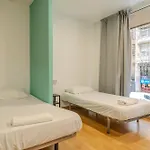 بيت شباب Holidaysbcn *