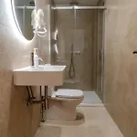 Holidaysbcn بيت شباب برشلونة