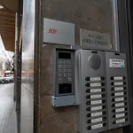 Holidaysbcn بيت شباب برشلونة