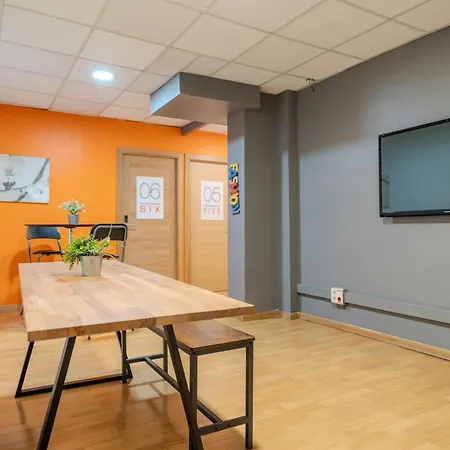 Holidaysbcn Hostel Barselona