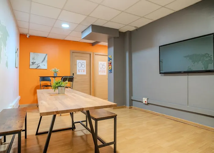 Holidaysbcn Hostel Barcelona