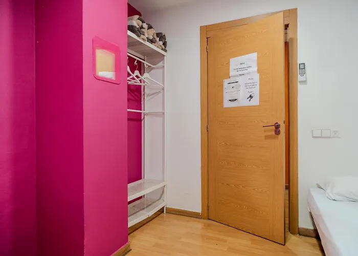 Holidaysbcn Auberge de jeunesse *